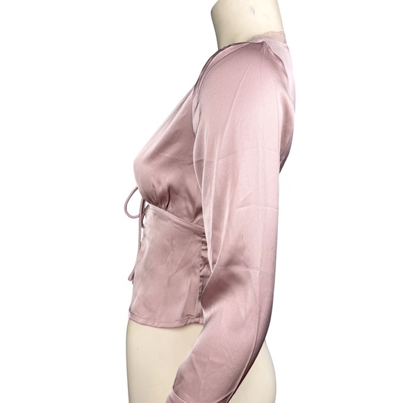 Princess Polly XS Satin Lace Tie Front Lavender Crop Top‎ Long Sleeve Y2K - Picture 6 of 10